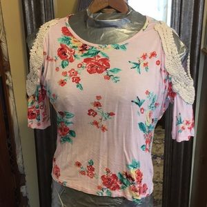 Floral cold shoulder tshirt